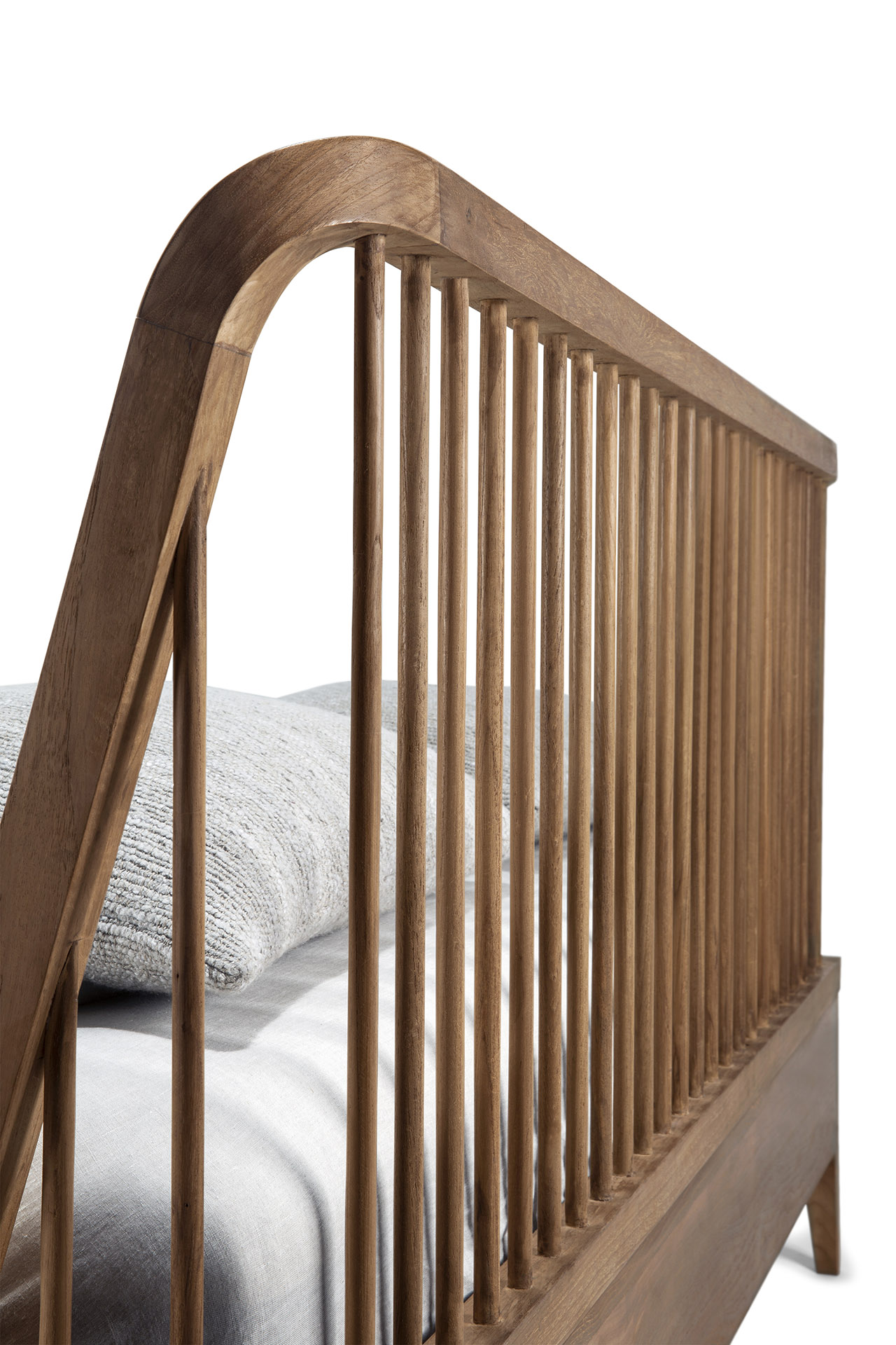 Spindle bed teak - Image 3